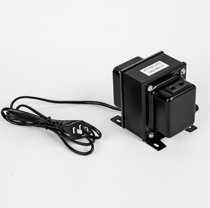 Wie verbessert der Trenntransformator die Systemstabilität und Anwendbarkeit durch einen physikalischen Trennmechanismus, die Unterdrückung elektrischer Störungen und die Verhinderung der Fehlerausbreitung?
