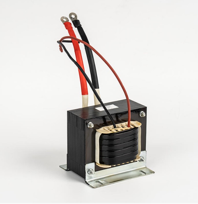 Für welche Branchen oder Geräte sind Wechselrichtertransformatoren geeignet?